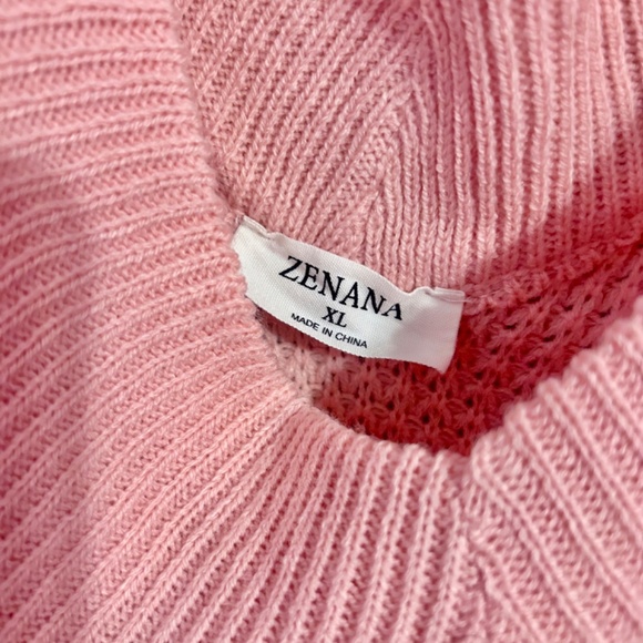 Gently worn boutique style clothes. - Picture 2 of 7